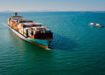 Trump fecha acordos favoráveis aos EUA e evita retaliação por tarifaço