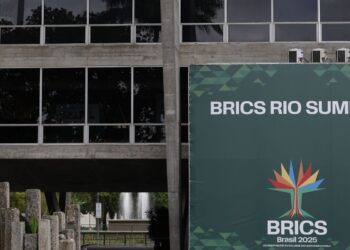 Em recado aos EUA, Brics critica imposição de tarifas unilaterais