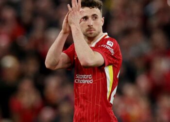 Atacante do Liverpool Diogo Jota e irmão morrem em acidente na Espanha