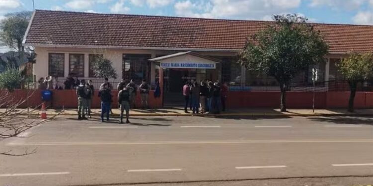 MEC e governo estadual anunciam apoio a escola que sofreu ataque no RS