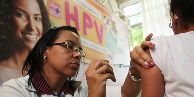 Sancionada política de prevenção e cuidados contra o HPV — Senado Notícias