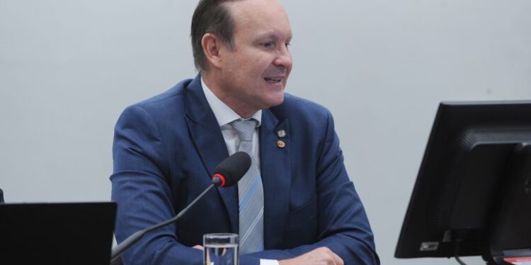 Comissão aprova novas regras para acessibilidade em moradias e transporte público – Notícias