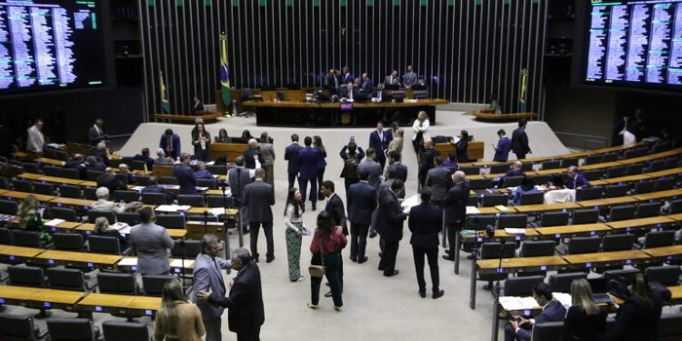 Câmara aprova MP que libera R$ 520 milhões para ações de defesa civil – Notícias
