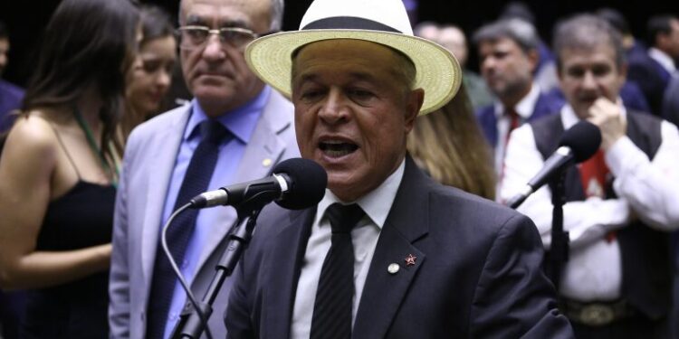 Comissão aprova criação do Programa Nacional de Moradia por Autogestão – Notícias