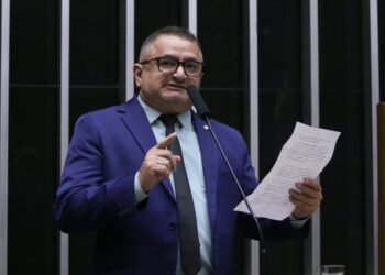 Comissão aprova criação de cartão material escolar para estudantes da rede municipal – Notícias