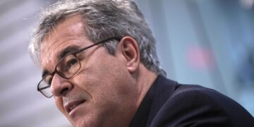 Tarifaço não é “problema comercial” com EUA, diz presidente da Apex