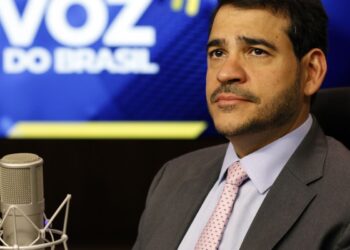 Em artigo no NY Times, Jorge Messias defende STF e soberania do Brasil