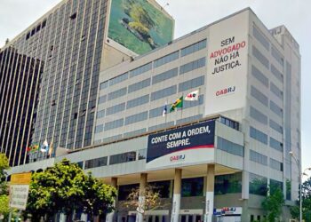 Prédio da OAB, no Rio, é liberado após denúncia de atentado