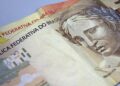 Caixa libera abono salarial para nascidos em setembro e outubro
