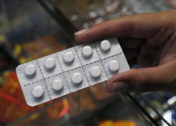 Possível reação do Brasil a tarifaço pode afetar preços de remédios