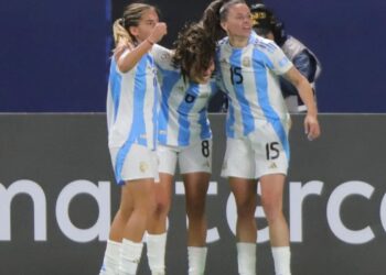 Argentina vence Chile e vira líder do Grupo A na Copa América Feminina