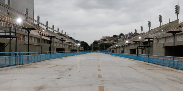 Justiça do Rio mantém sambódromo sob gestão da prefeitura