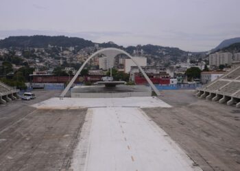 Alerj contestará liminar que devolve Sambódromo à prefeitura do Rio