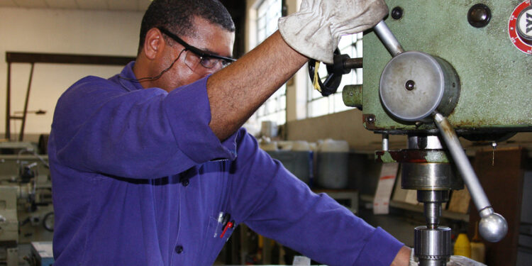 Entra em vigor lei do consignado para trabalhadores do setor privado — Senado Notícias