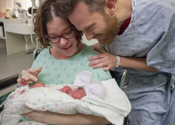 Ampliação das licenças maternidade e paternidade ganha apoio no Senado — Senado Notícias