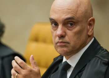 Moraes compara atos de Eduardo Bolsonaro nos EUA a tentativa de golpe