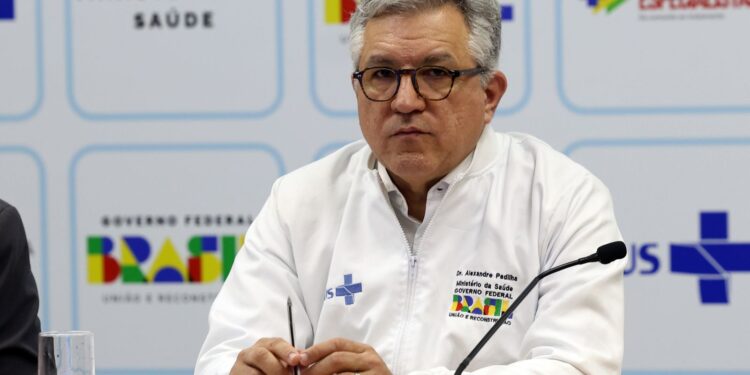 “Saúde e soberania não se negociam”, diz Padilha após sanção dos EUA