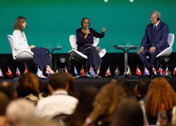 “Só tem um caminho: implementar”, diz Marina sobre metas climáticas