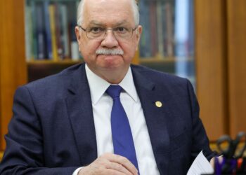 Edson Fachin é eleito presidente do STF; Moraes será o vice