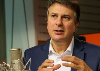 Camilo defende regulação digital para proteger público infantojuvenil