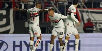 Libertadores: São Paulo vence Atlético nos pênaltis e está nas quartas