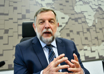 Programas para monitorar desmatamento são tema de debate na CCT — Senado Notícias