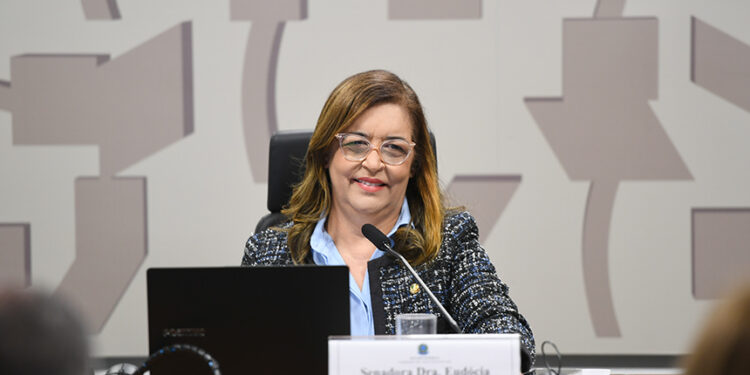 Subcomissão do Senado sobre câncer será instalada na quarta-feira — Senado Notícias