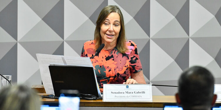 CDH debate a prática de psicoterapia — Senado Notícias