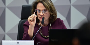No Agosto Lilás, CDH vota projetos ligados a direitos da mulher — Senado Notícias