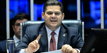 Davi afirma que não aceitará intimidações e convoca sessão para esta quinta-feira — Senado Notícias