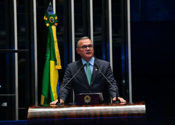Wellington Fagundes critica tornozeleira em Bolsonaro e defende votação de anistia — Senado Notícias