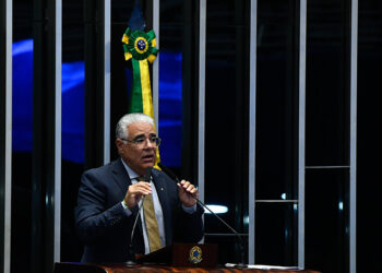 Girão denuncia ‘chantagem’ para senador Marcos do Val deixar o mandato — Senado Notícias