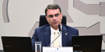 Avança projeto que endurece regras de reincidência e remição de pena — Senado Notícias