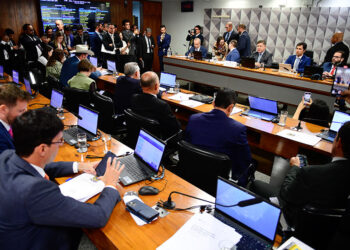 CPMI vota convocações de ex-ministros e ex-presidentes do INSS — Senado Notícias