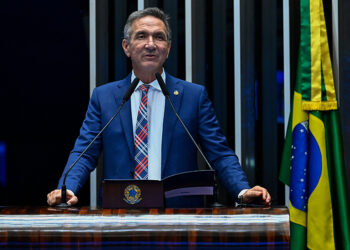 Lucas Barreto critica tarifas de energia no AP e pede CPI — Senado Notícias