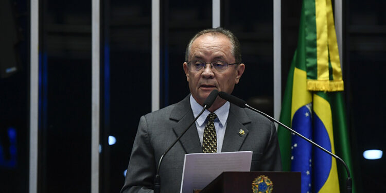 Zequinha Marinho critica operação da PF, do Incra e do Ibama no Pará — Senado Notícias