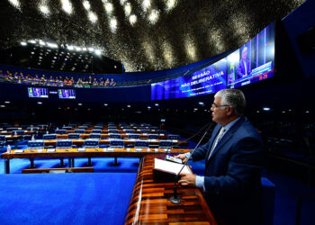 Girão denuncia sigilo e quer transparência sobre ‘careca do INSS’ no Senado — Senado Notícias