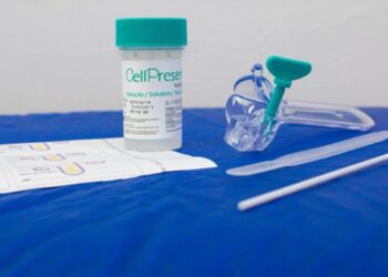 Saiba como é o novo teste do SUS para detectar câncer do colo do útero