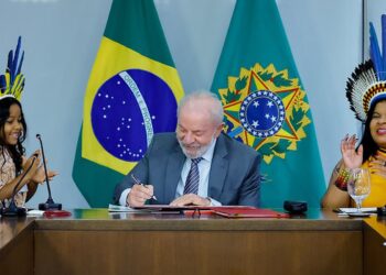 Lula homologa três novas terras indígenas no Ceará