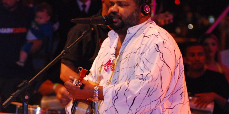 Sambistas e agremiações cariocas lamentam morte de Arlindo Cruz