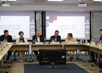 BNDES estuda suspensão temporária de dívidas de afetados por tarifaço