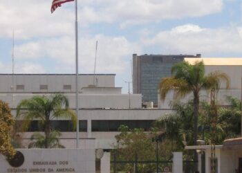 Itamaraty convoca chefe da Embaixada dos EUA após ameaça ao Judiciário