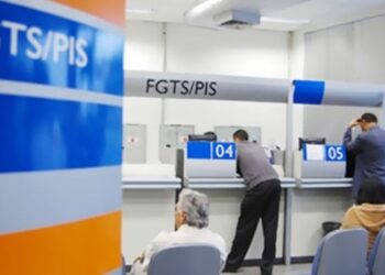 Caixa libera abono salarial para nascidos em novembro e dezembro