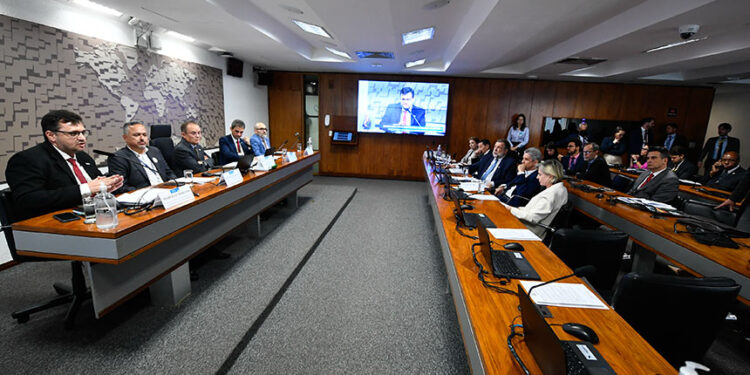 Brasil espera combater mudanças climáticas de forma equilibrada e viável, dizem especialistas — Senado Notícias