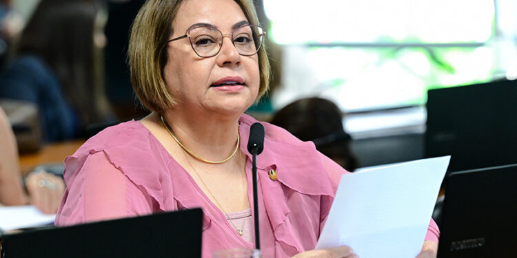 Vai à sanção a semana de cuidados com gestantes e mães — Senado Notícias