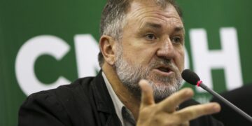 Em 2 anos, 55 defensores de direitos humanos foram mortos, diz estudo