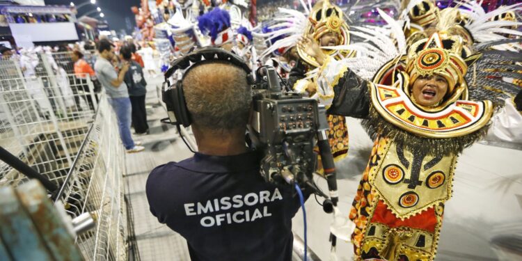 Lula sanciona leis de valorização do carnaval carioca e do Axé-Music