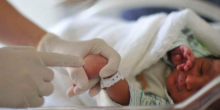 Senado analisa medidas de enfrentamento ao parto prematuro — Senado Notícias