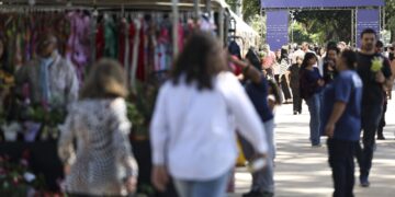 Nível de emprego resiste a impacto do juro alto, dizem especialistas
