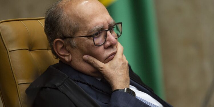 Gilmar Mendes veta repasse de dados do Coaf sem autorização judicial 